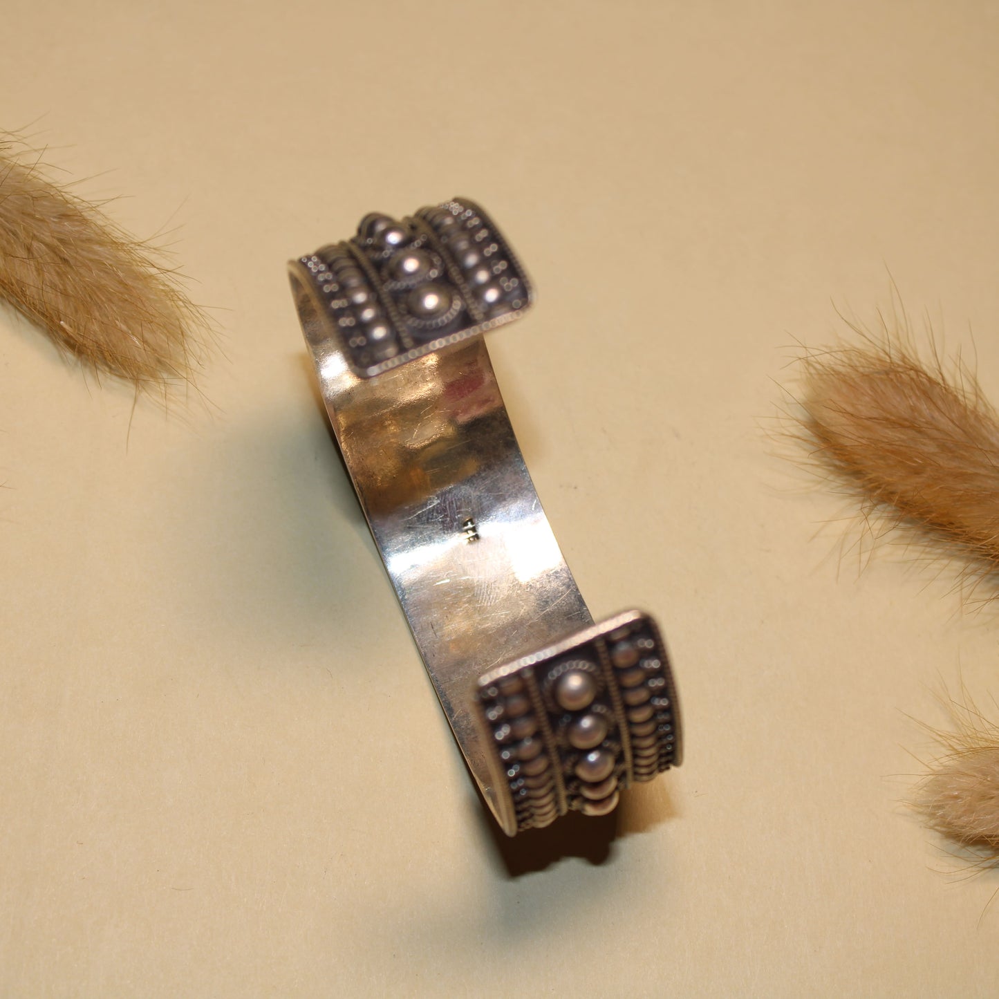 Beaded Texture Silver Kada