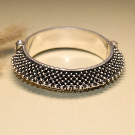 Explore AZOIR’s Silver Bracelets &amp; Bangles Collection