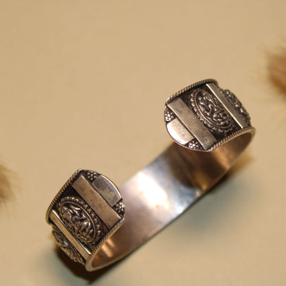 Lord Ganesha Embossed Oxidised Silver Kada